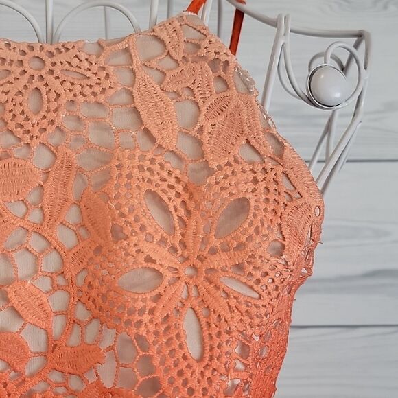 A.Peach crocheted lace halter dress in sunburnt orange Women's Size S - Picture 4 of 12